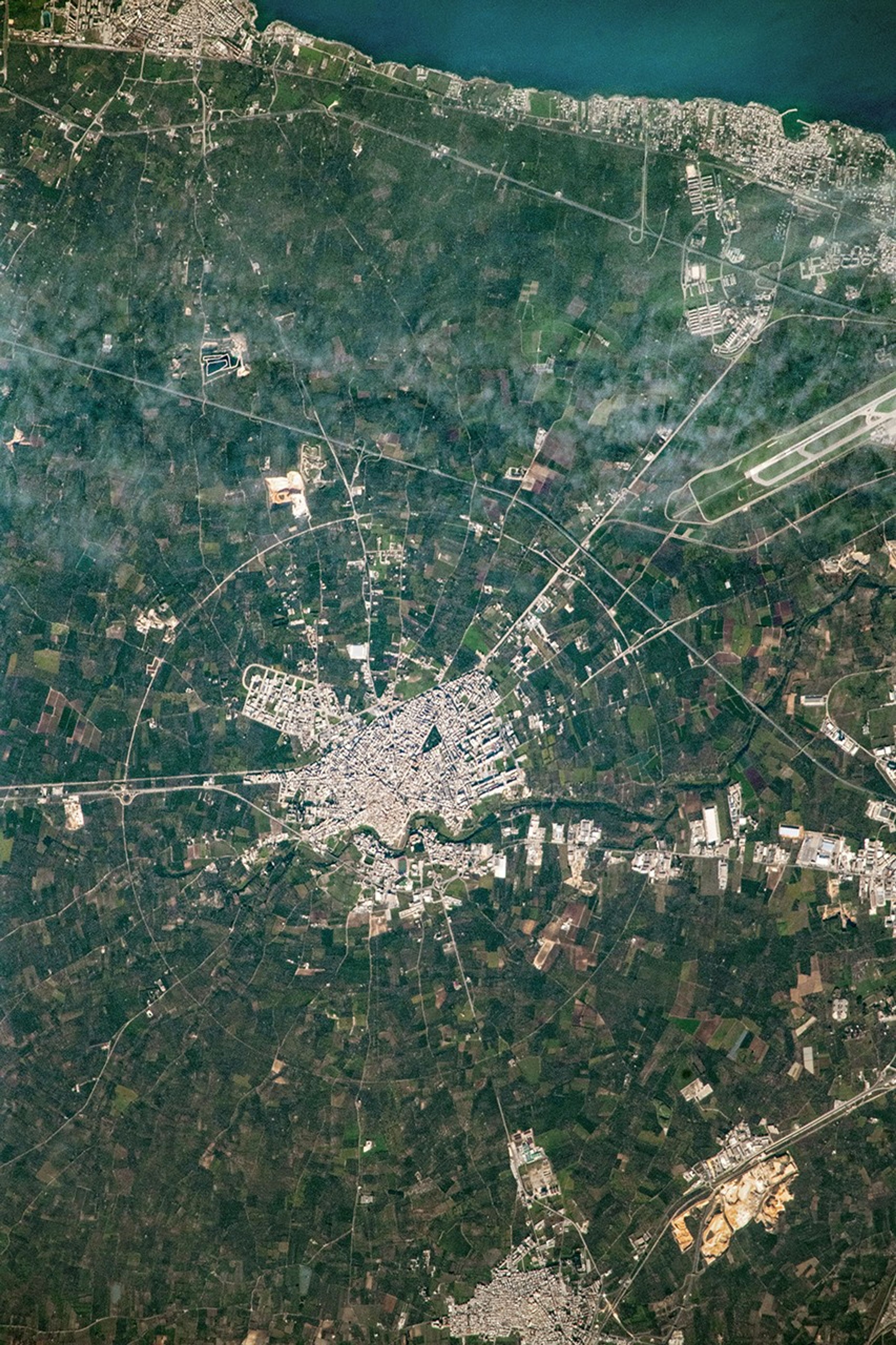 Geometric Connections in Puglia