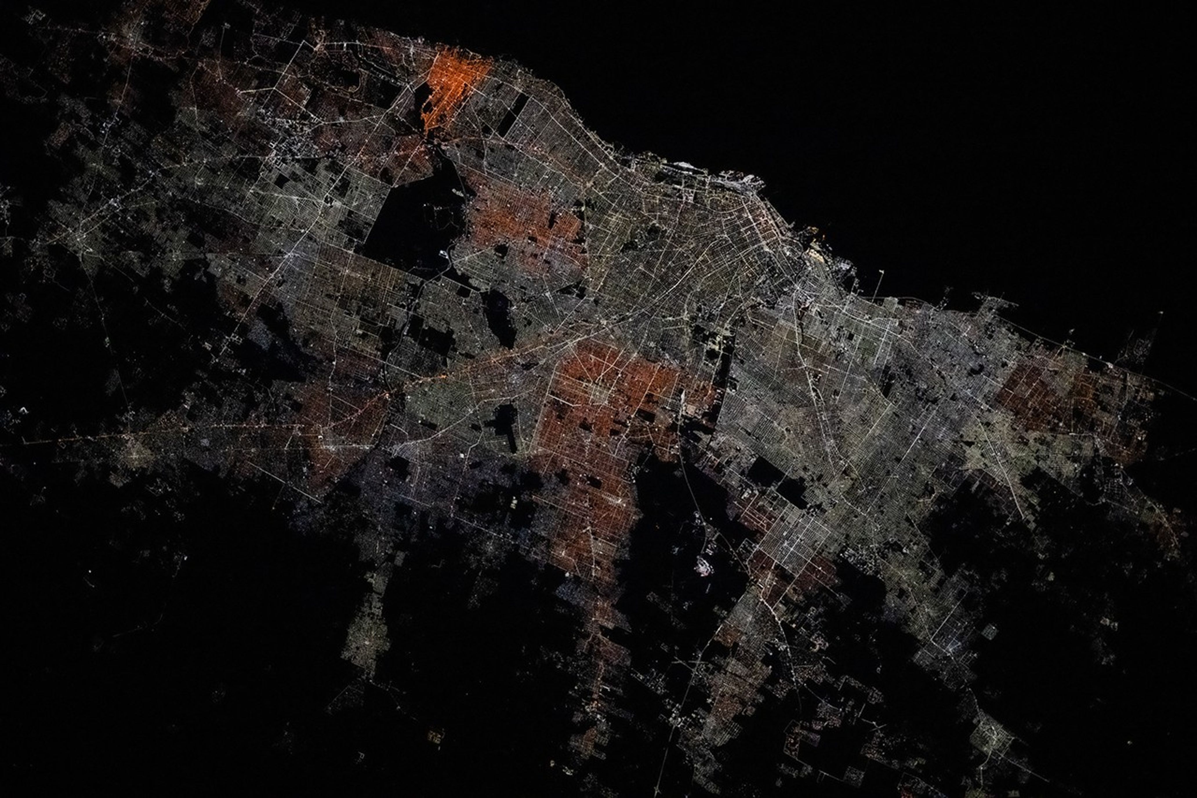 Traversing Buenos Aires at Night