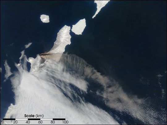 し*ち様 Volcanic  Shishaldin volcano in Eastern Aleutians increases activity
