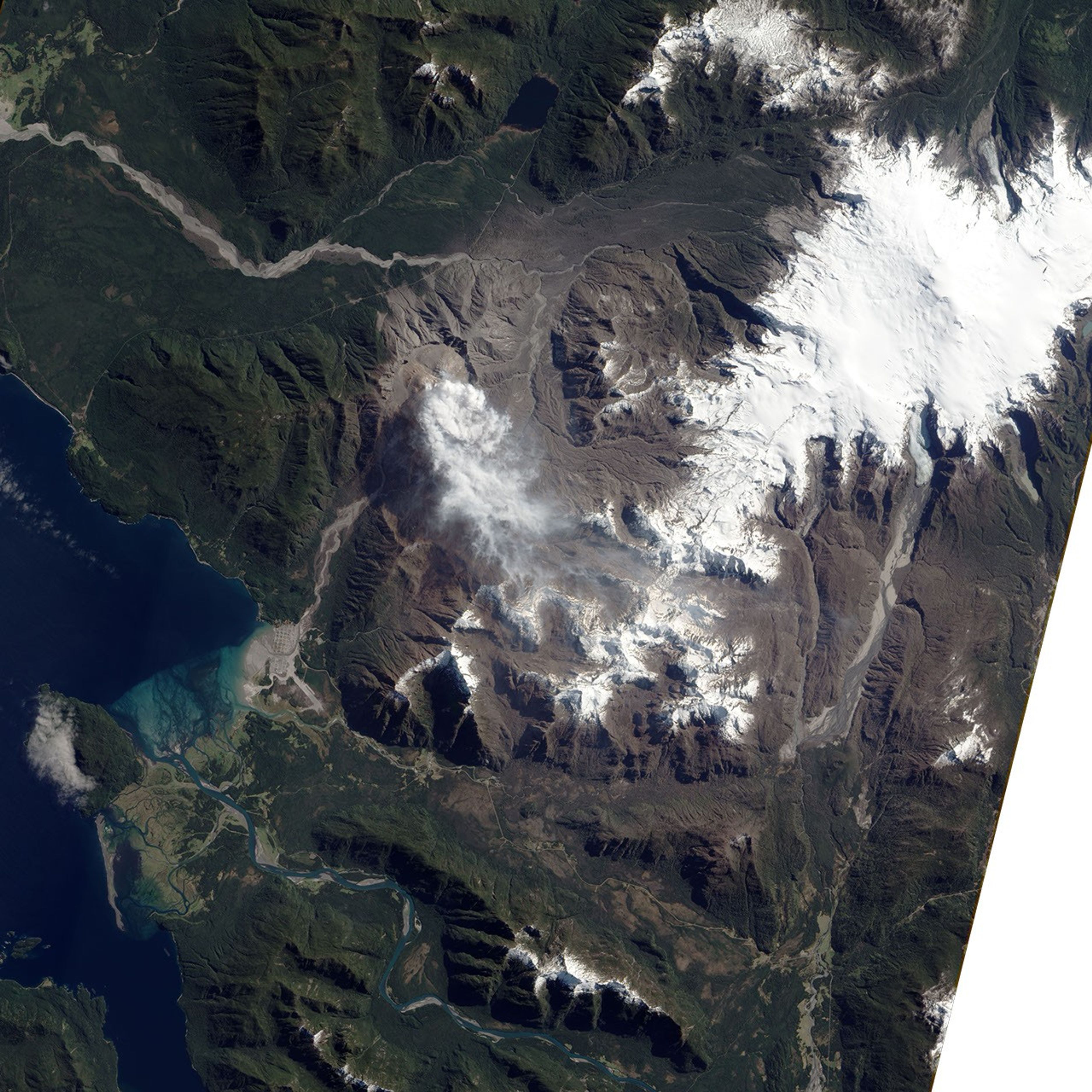 Lava Domes, ChaitÃ©n Volcano