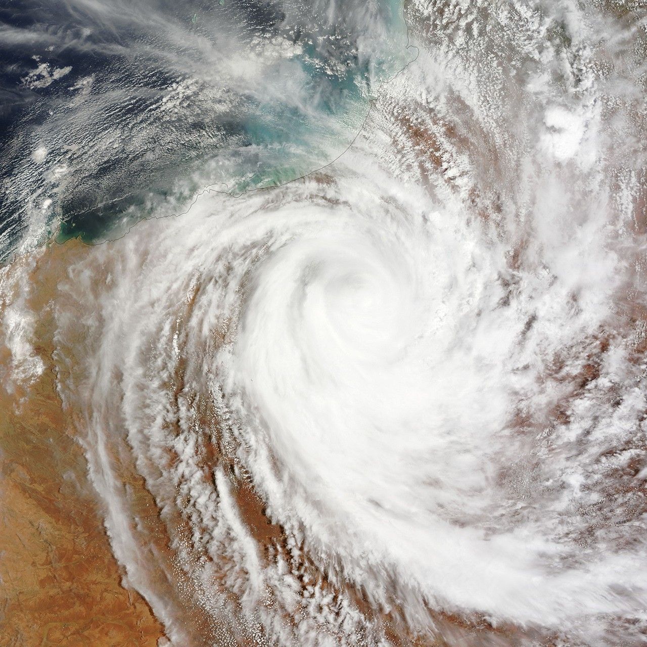オラウータン Tropical Cyclone Laurence - NASA Science