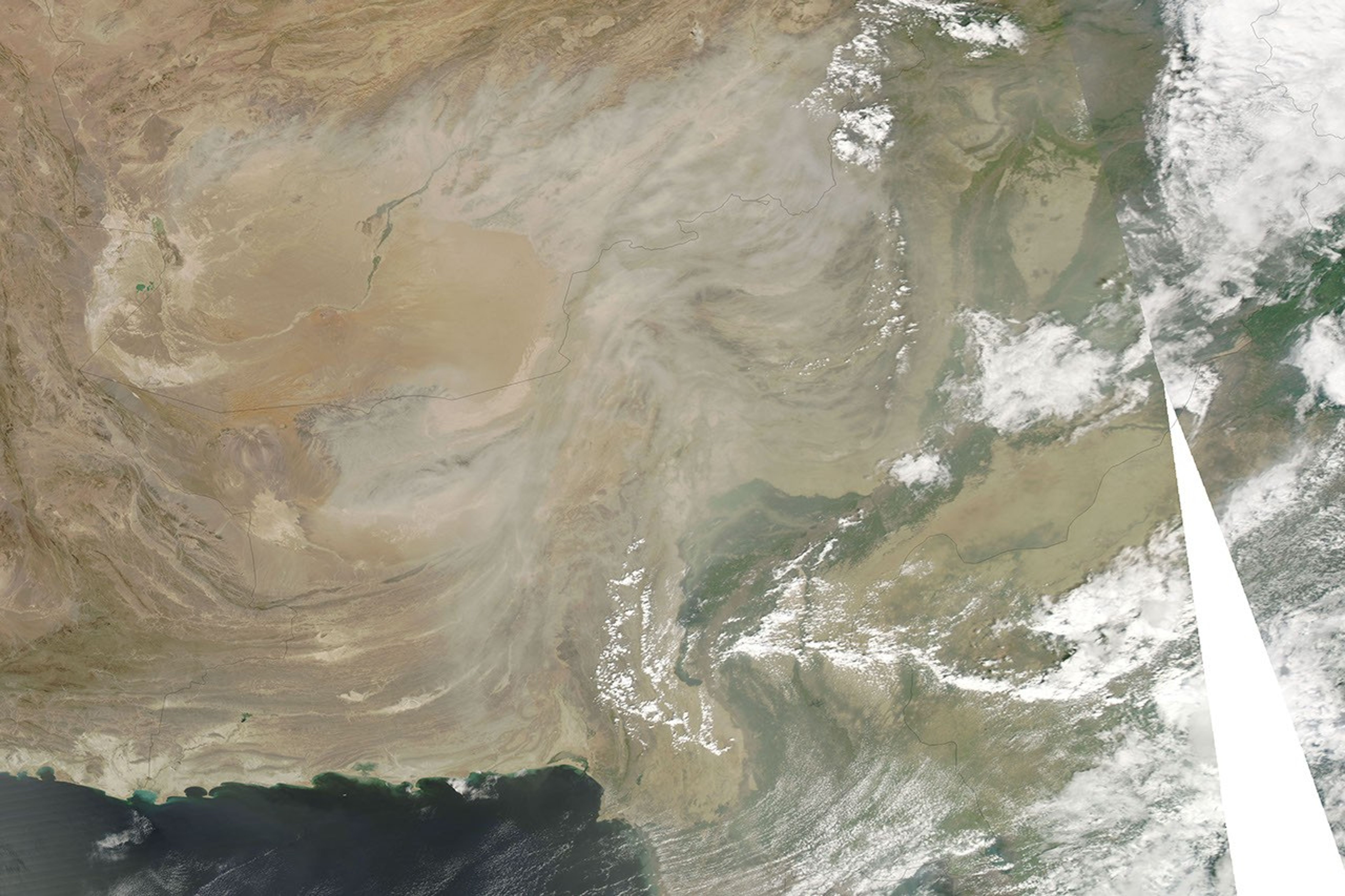Dust Storm in Afghanistan and Pakistan