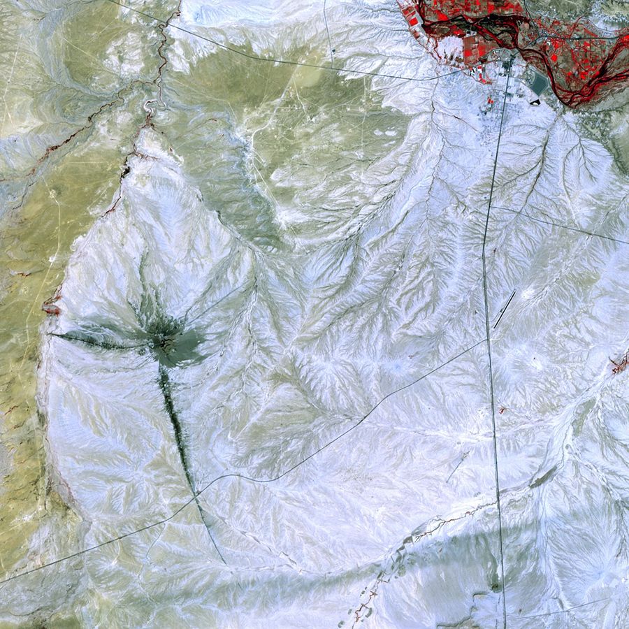 Shiprock Formation, New Mexico - NASA Science