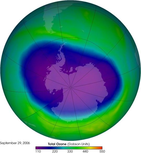 antarcticozone_omi_2006272.jpg