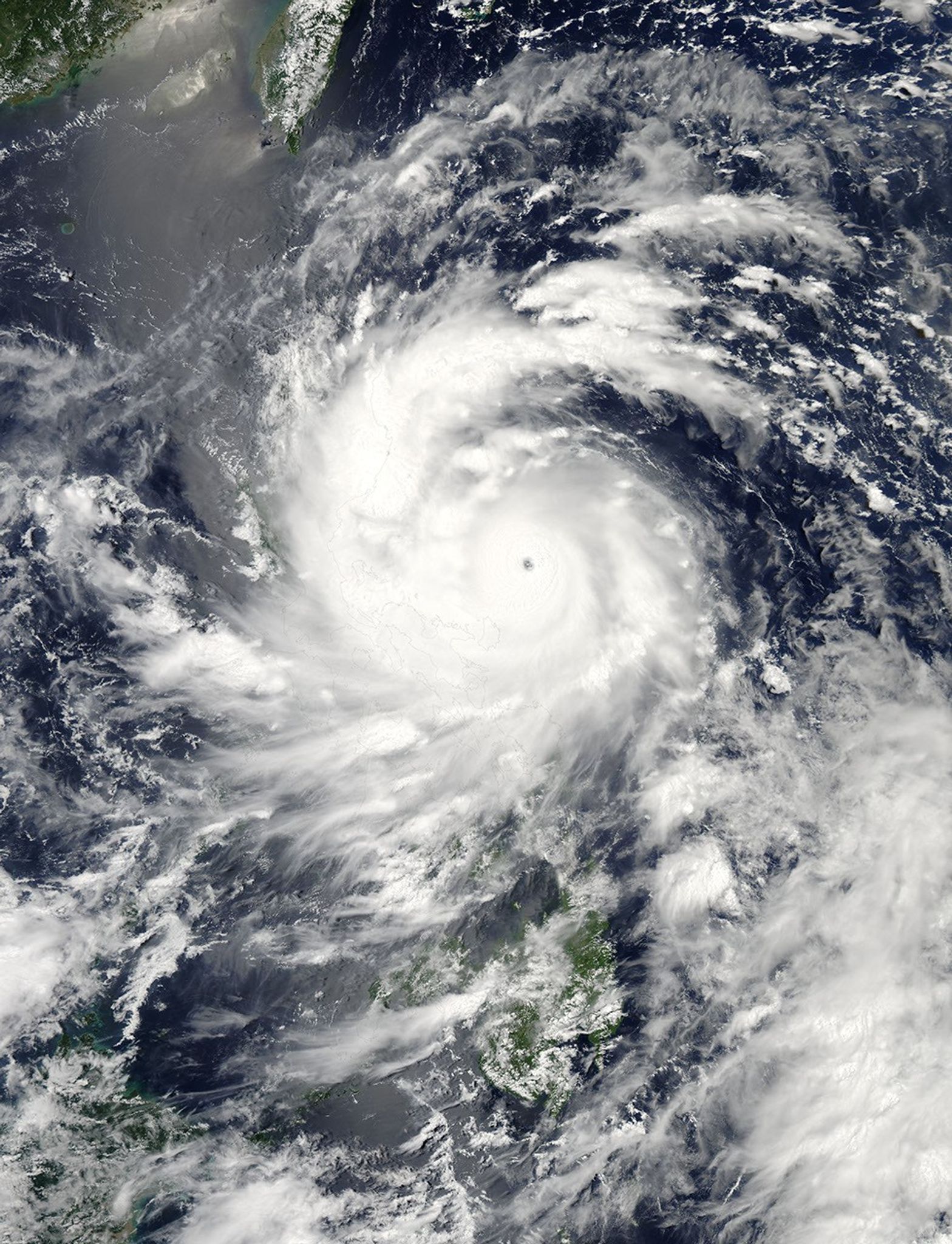 Utor Super Typhoon Utor - NASA Science