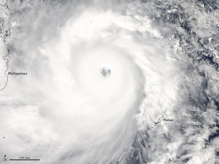 typhoon yolanda satellite image