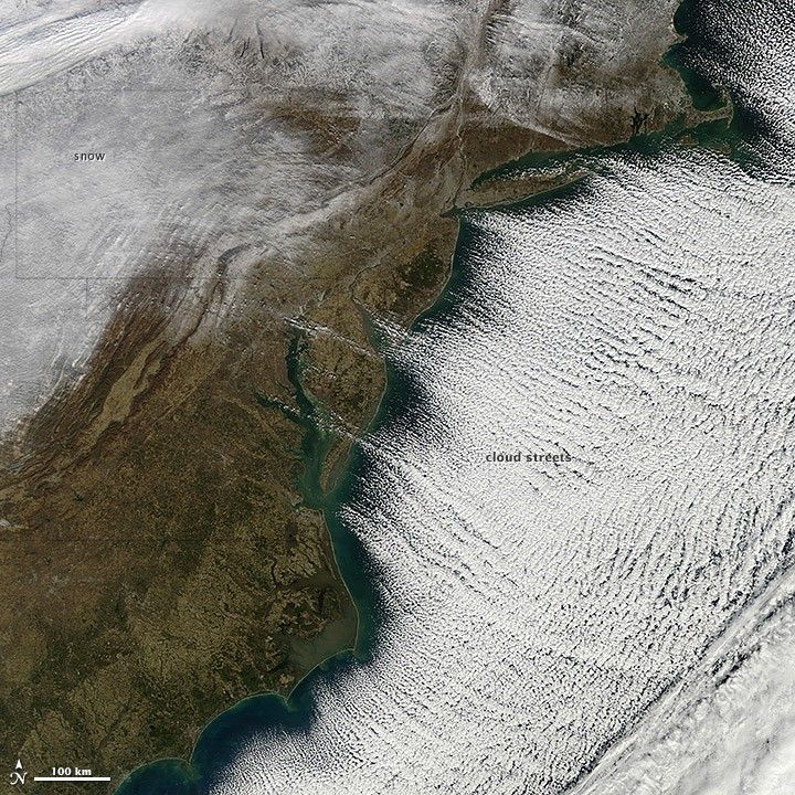 Cloud Streets over the Atlantic and Pacific Oceans