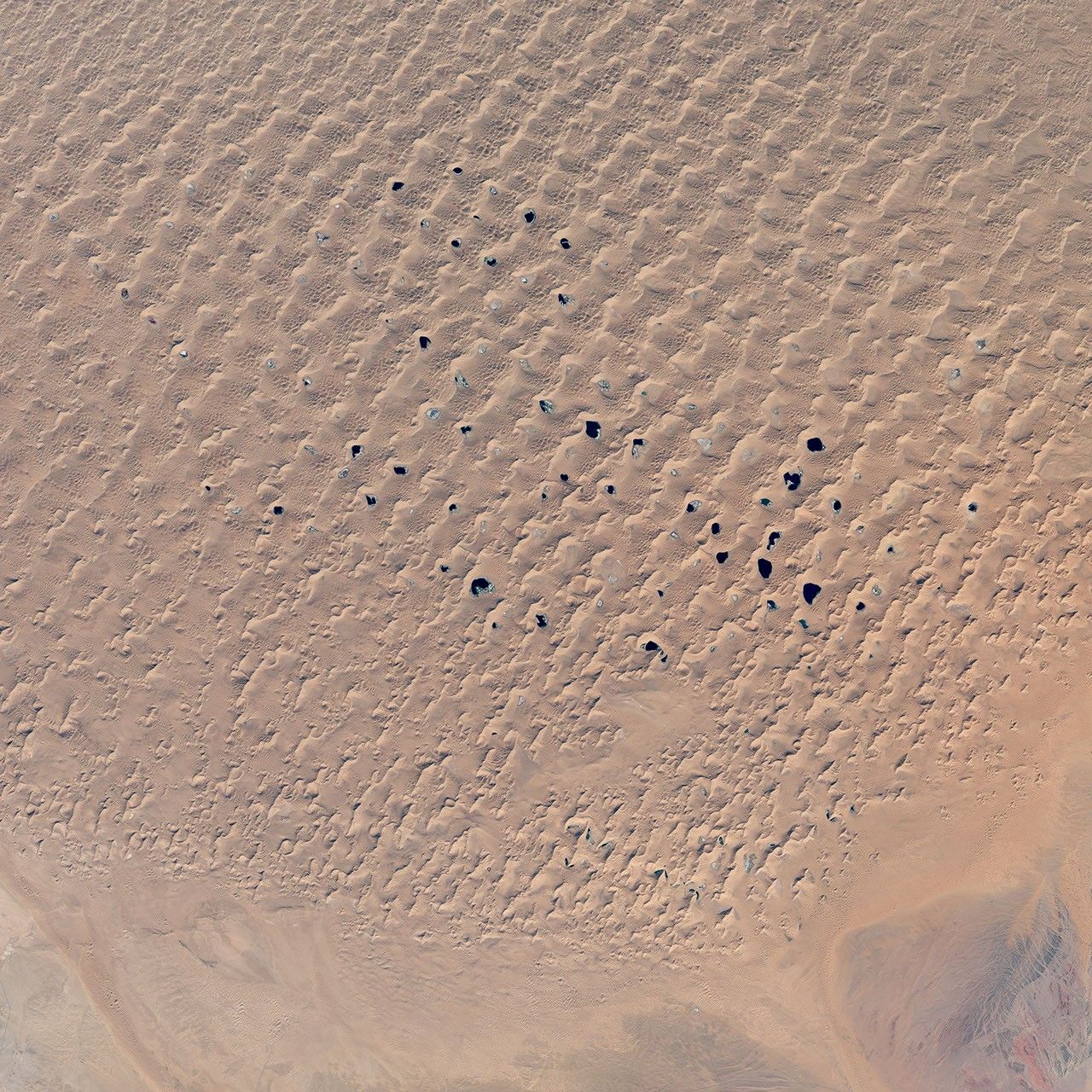 Megadunes and Desert Lakes in China