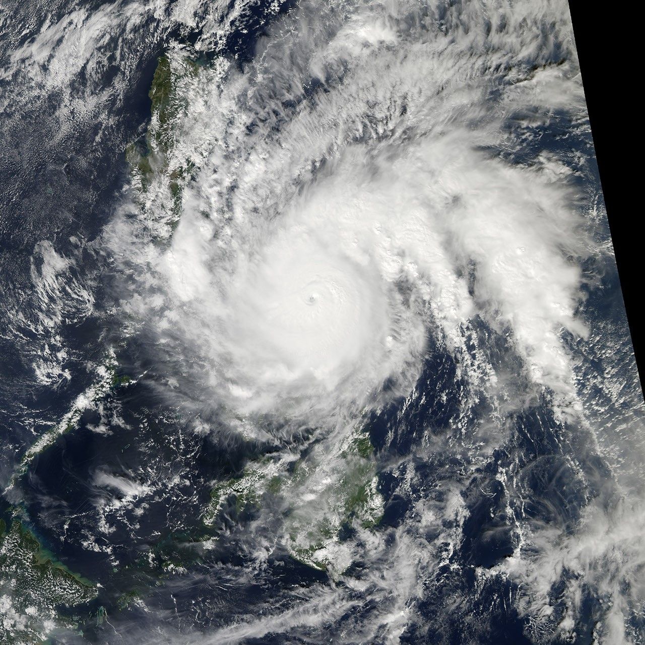 Typhoon Melor Soaks The Philippines