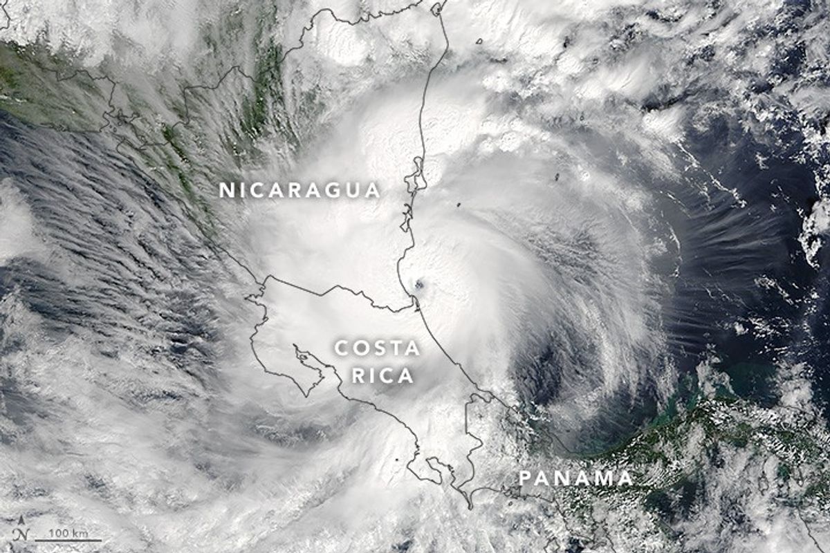 Huracán Otto tocando tierra, 24 de noviembre de 2016