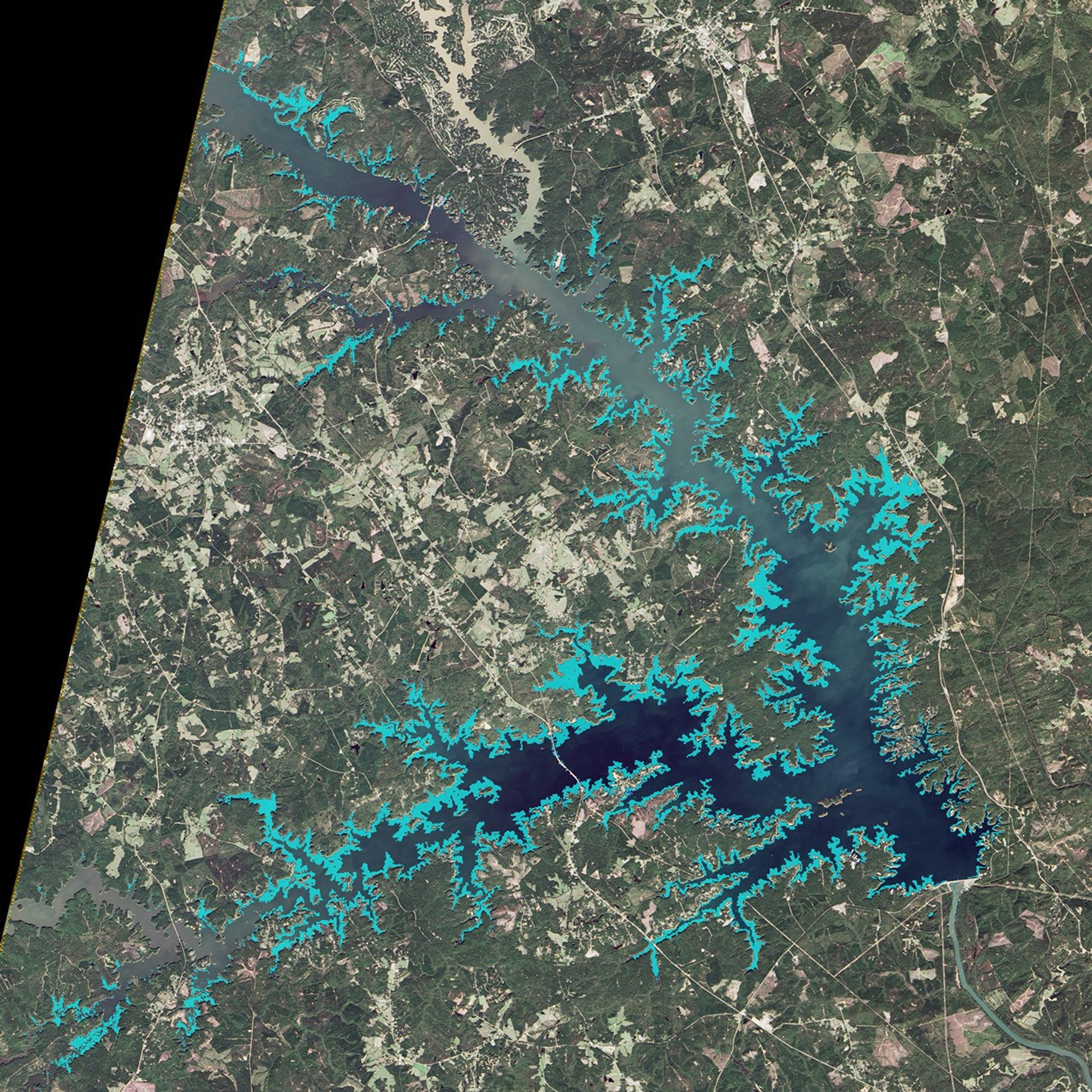 Mapping a Tenacious Invader in Lake Thurmond