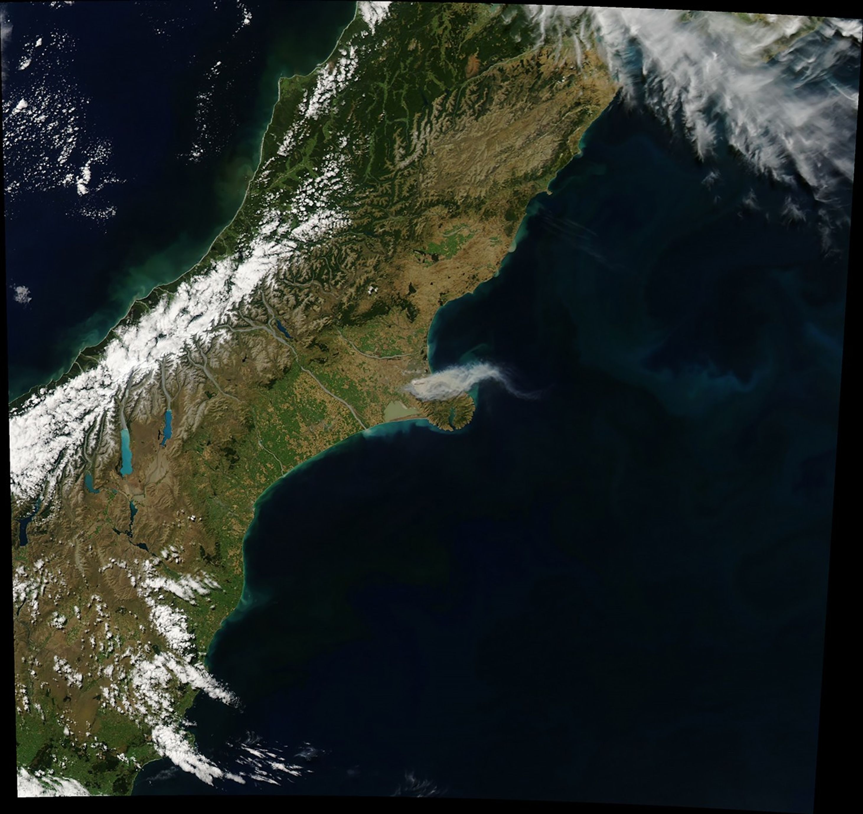 Fires Threaten Christchurch