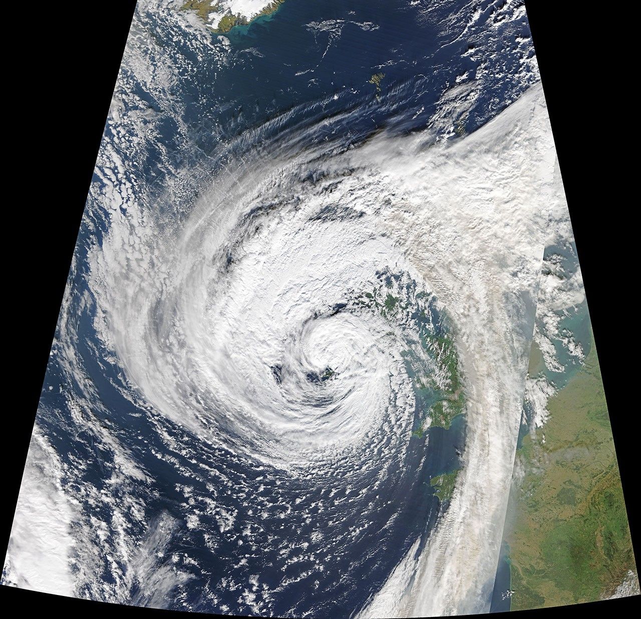 Ophelia Hits Ireland
