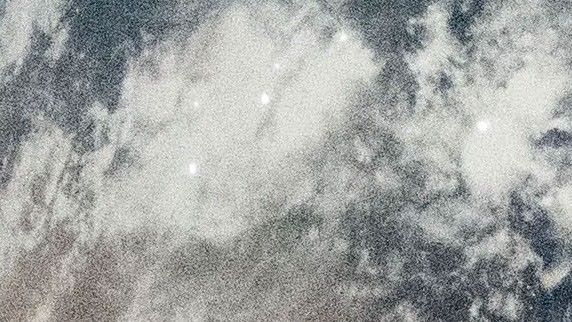 En esta imagen ampliada, se observan relámpagos sobre la cuenca del Congo, en África central.
