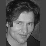 Headshot of Ethan Elliott