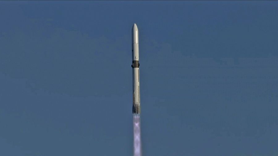 Blue Origin's New Glenn launches.