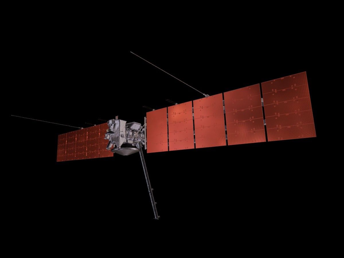 Image of Clipper model highlighting the solar panels.