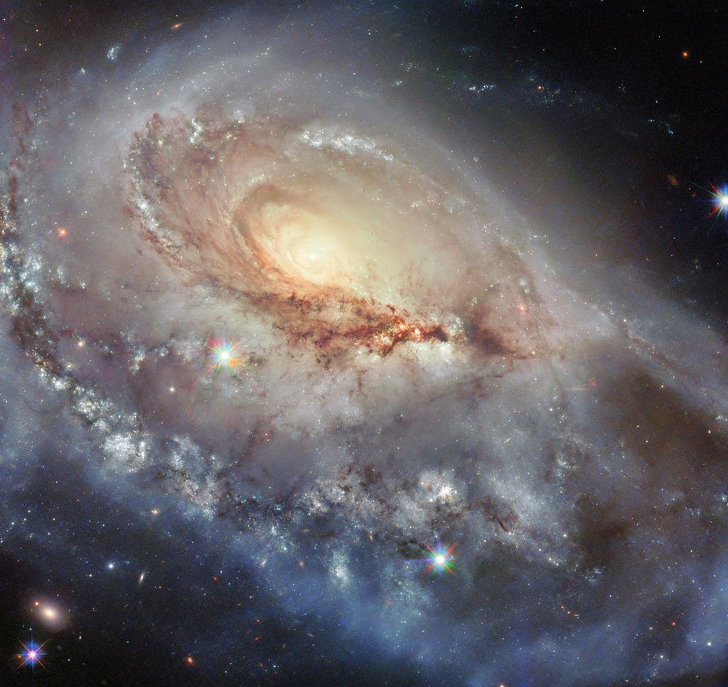 Hubble Images a Peculiar Spiral