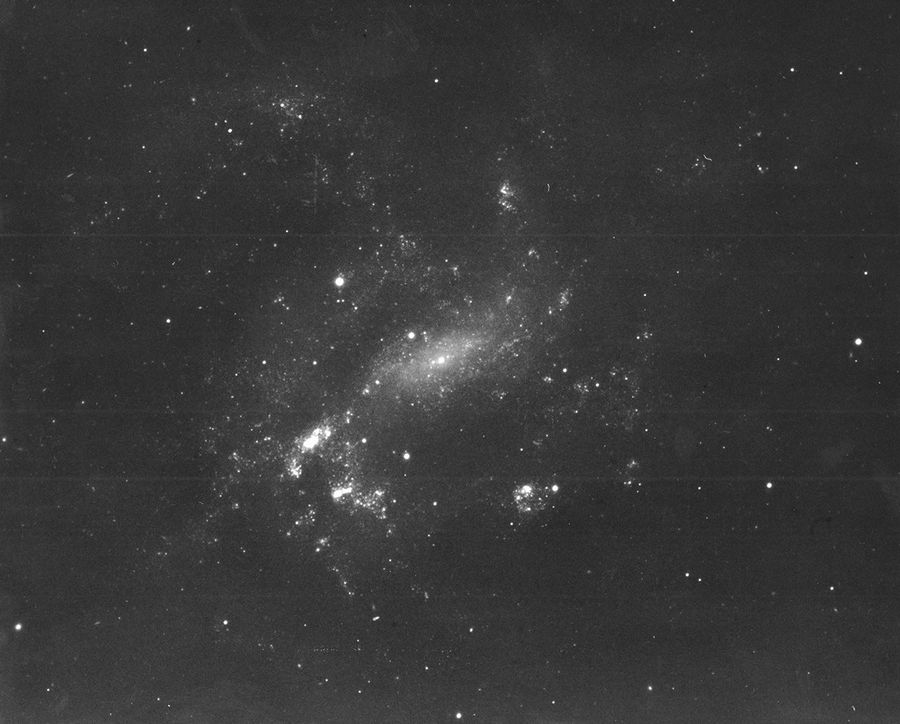 Ground-based Image of Seyfert Galaxy NGC 4395