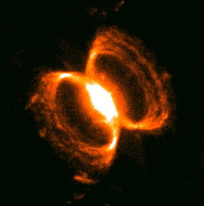 The Center of the Southern Crab Nebula He2-104