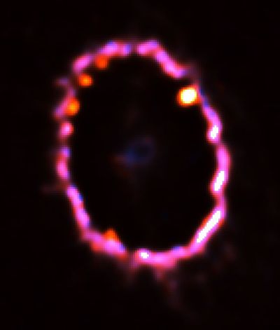 Gas Ring Around Supernova 1987A — Feb. 2, 2000