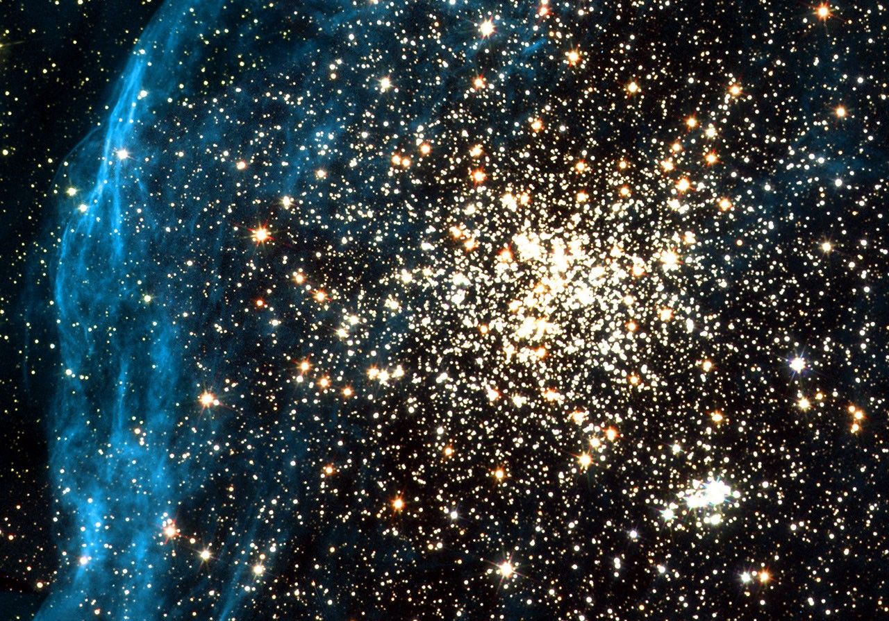 Double Cluster NGC 1850: Second Brightest Star Cluster in the Large Magellanic Cloud