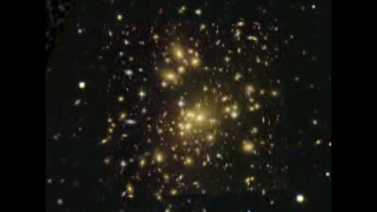 Abell 1689 Zoom