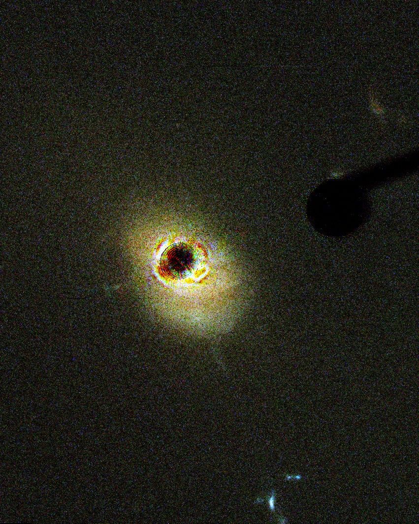 Nearby Quasar 3C 273