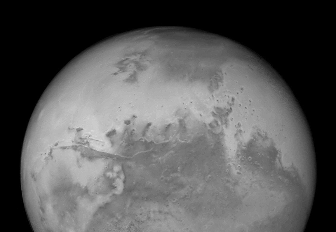 Hubble's Sharpest View of Mars — August 24, 2003