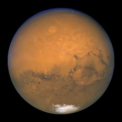 Hubble’s Closest View of Mars — August 27, 2003