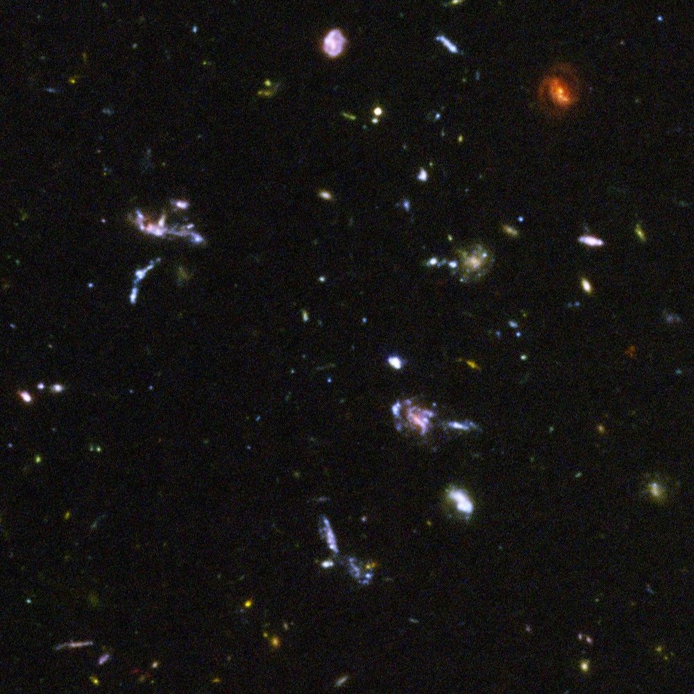 Sample of Distant Galaxies in the Hubble Ultra Deep Field