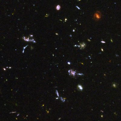 Sample of Distant Galaxies in the Hubble Ultra Deep Field