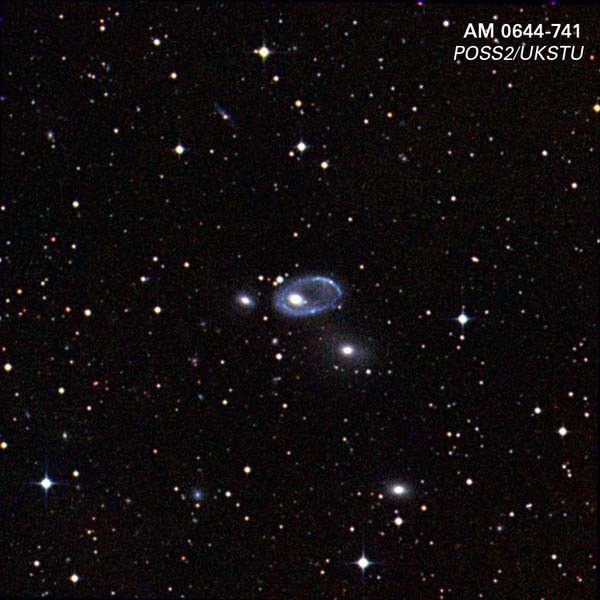 Ditigized Sky Survey Image of AM 0644-741
