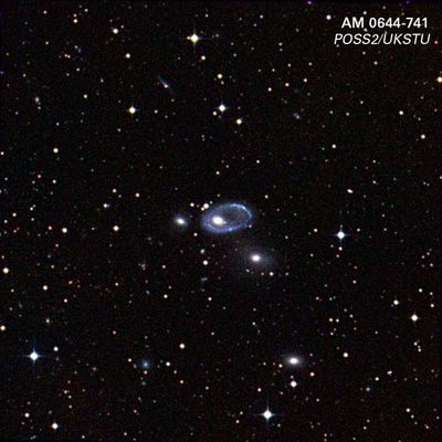 Ditigized Sky Survey Image of AM 0644-741