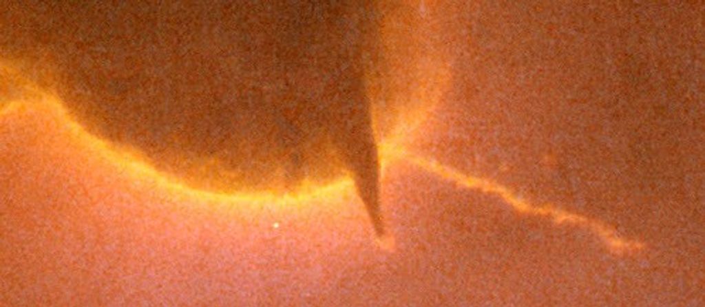 New Hubble Image Reveals Details in the Heart of the Trifid Nebula ...