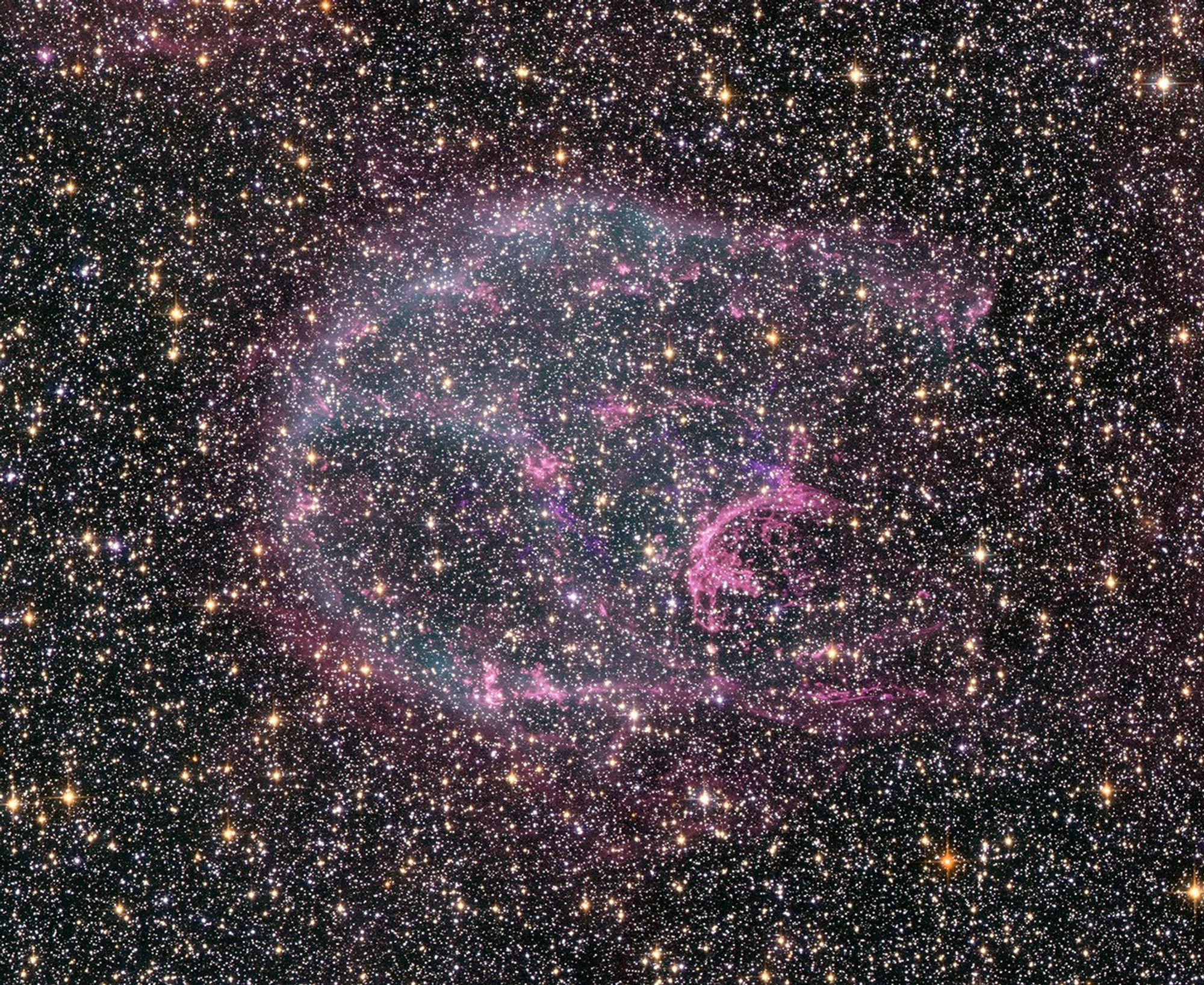 NASA Great Space Observatories Glimpse Faint Afterglow of Nearby Stellar Explosion