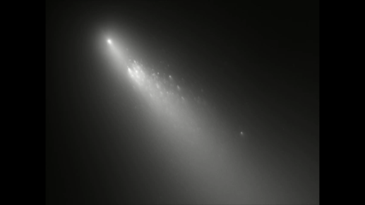 Sequential Hubble Images of Comet 73P/Schwassmann-Wachmann 3, Fragment B