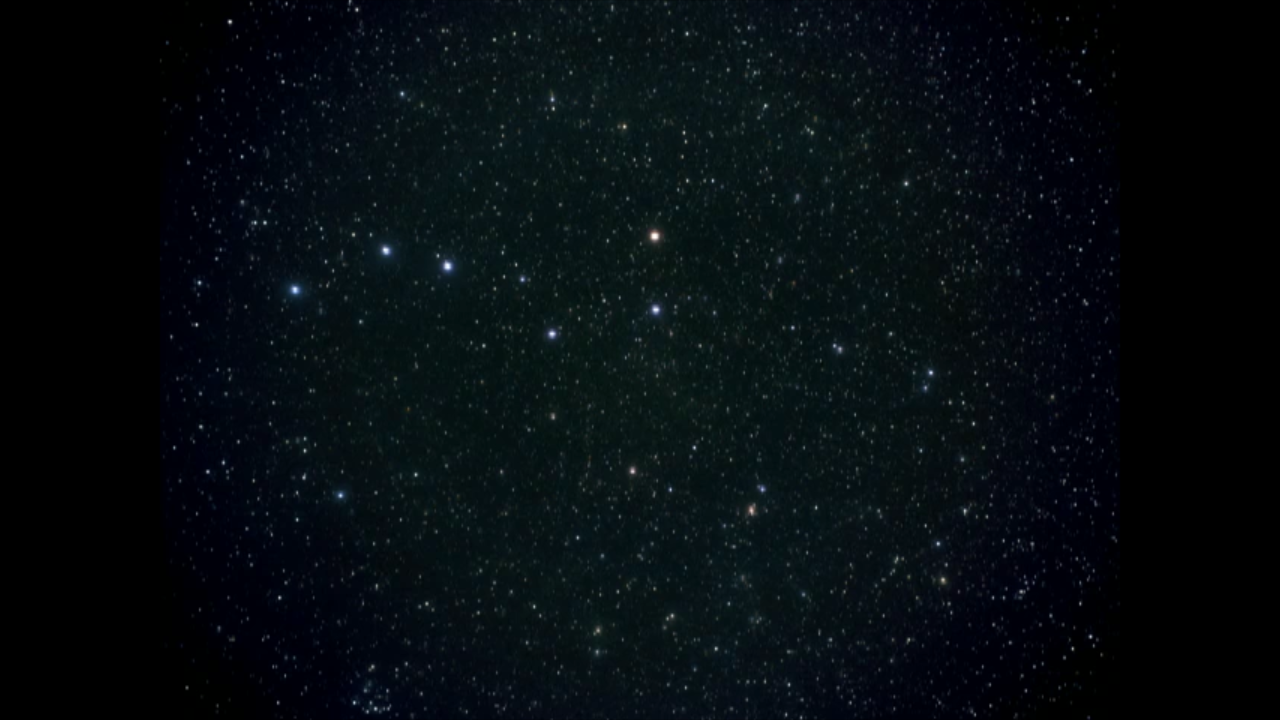 Zoom Animation into M82