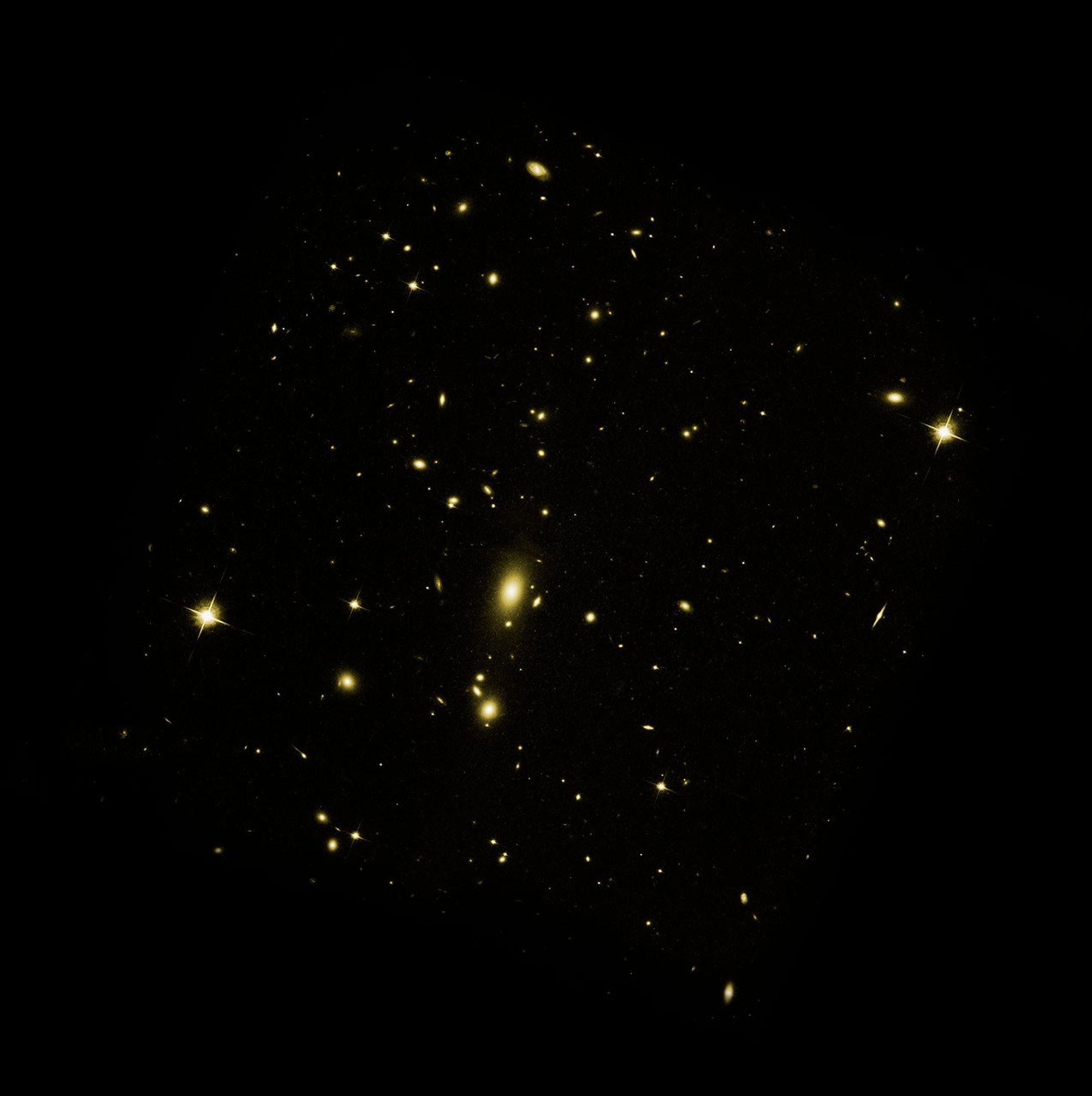 Visible-Light Image of Galaxy Cluster MS 0735