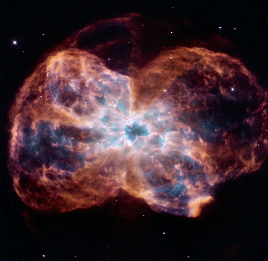 The Colorful Demise of a Sun-like Star