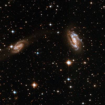 Hubble Interacting Galaxy IRAS 18090