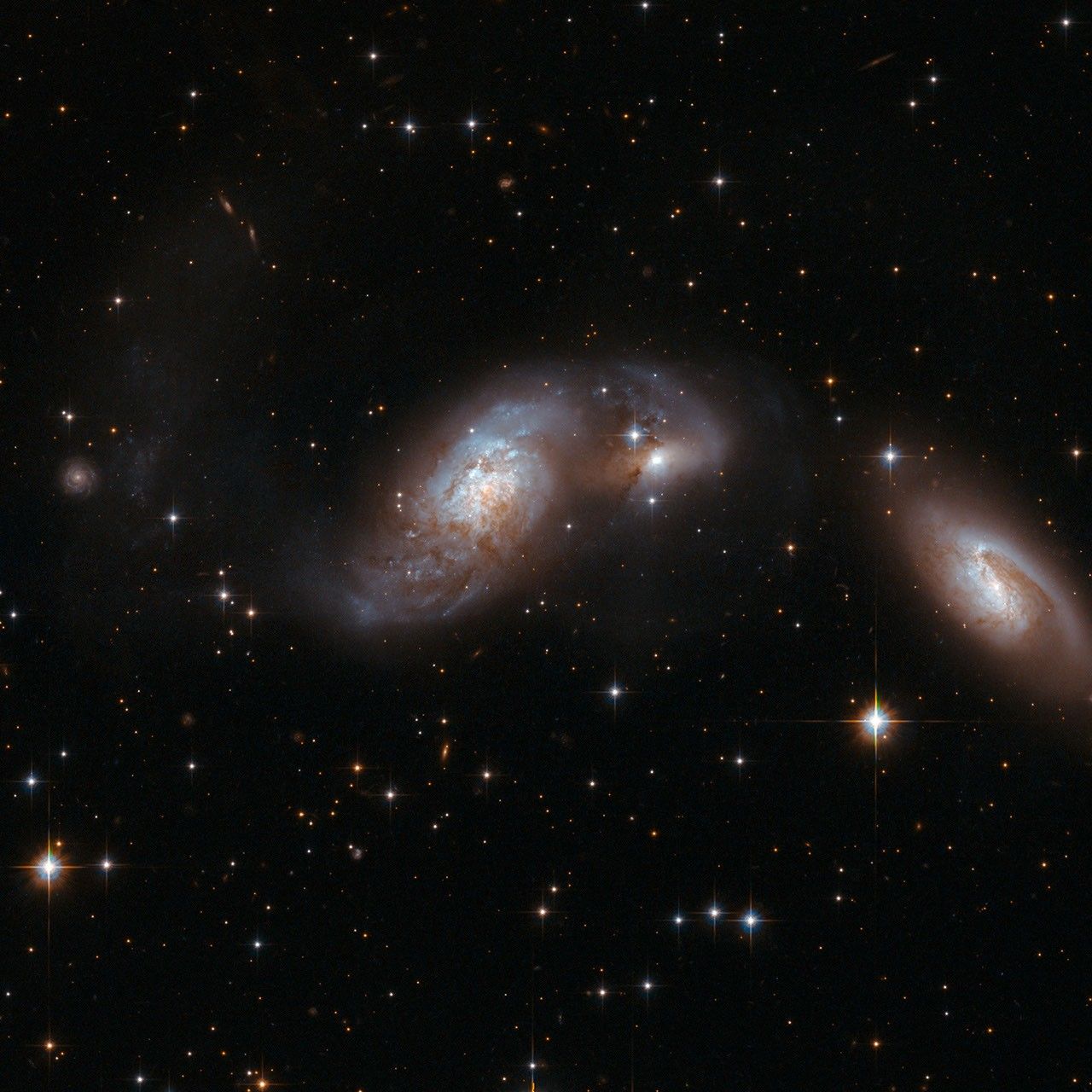 Hubble Interacting Galaxy IC 4687