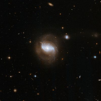 Hubble Interacting Galaxy IC 5298