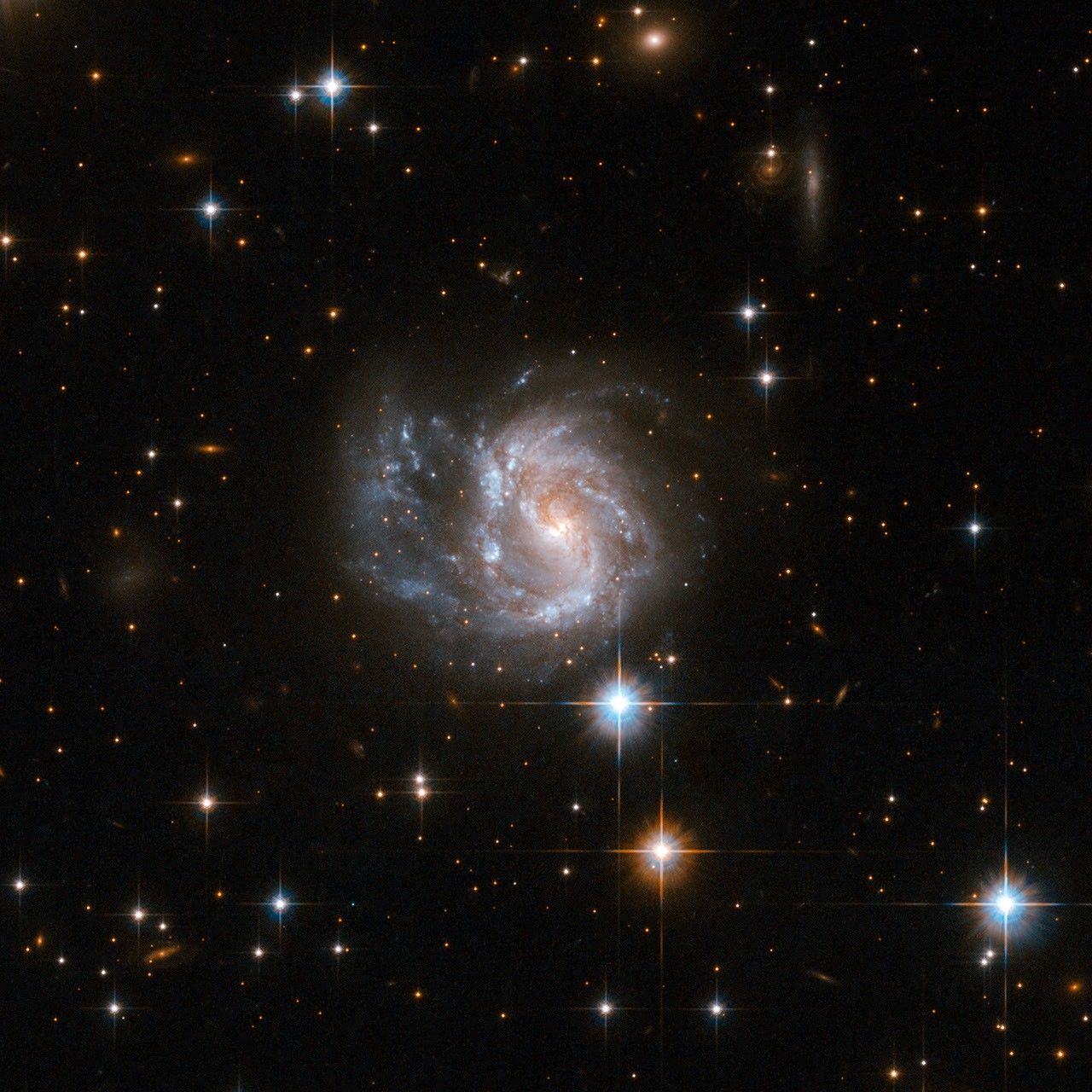 Hubble Interacting Galaxy IRAS 20351