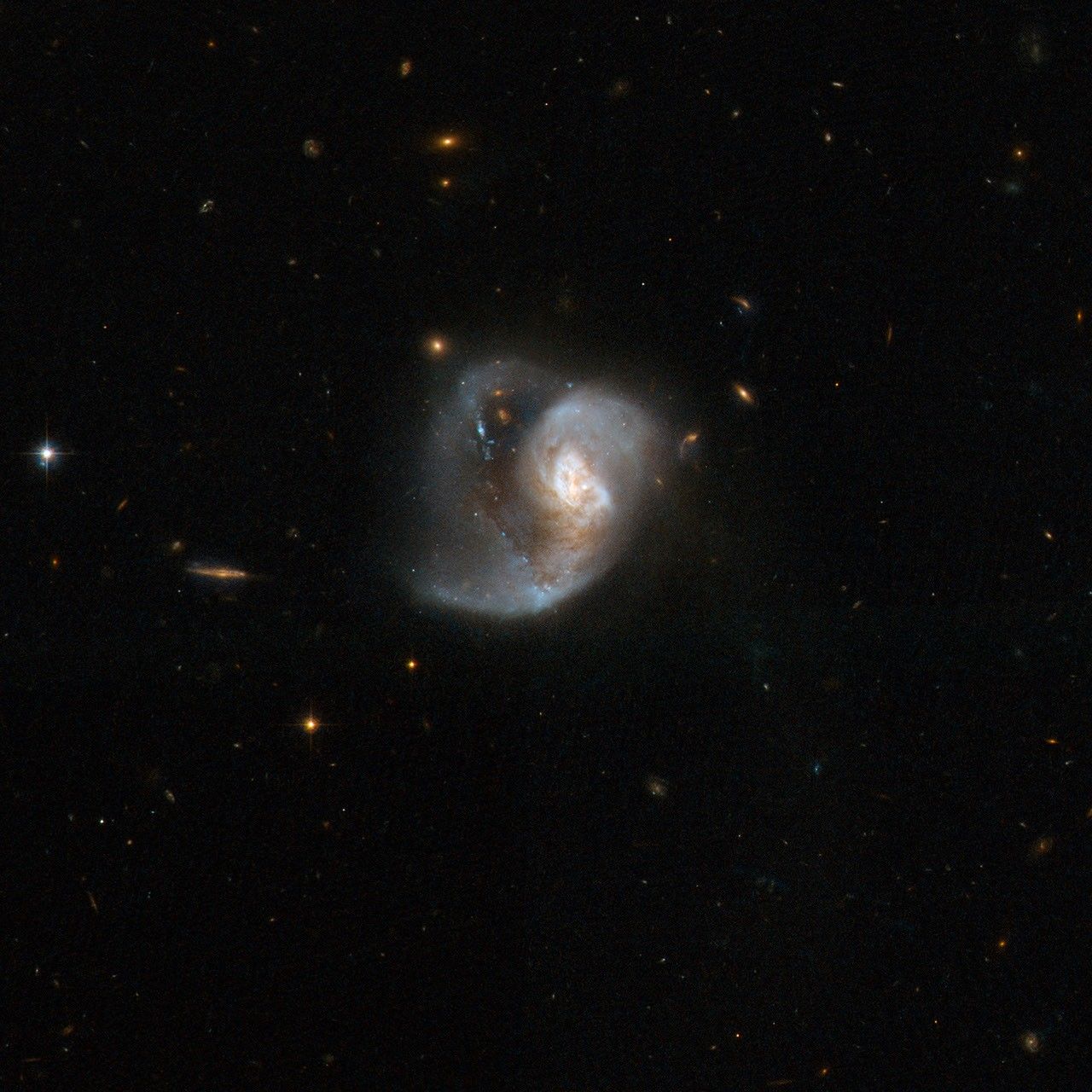 Hubble Interacting Galaxy VV 283