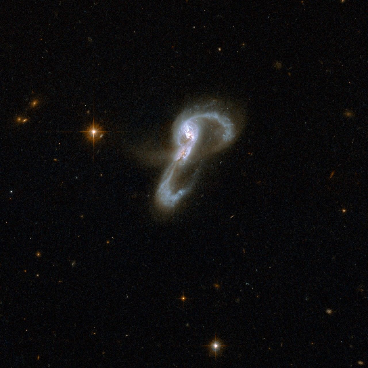 Hubble Interacting Galaxy VV 705