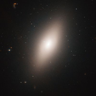 Virgo Cluster Galaxy NGC 4660