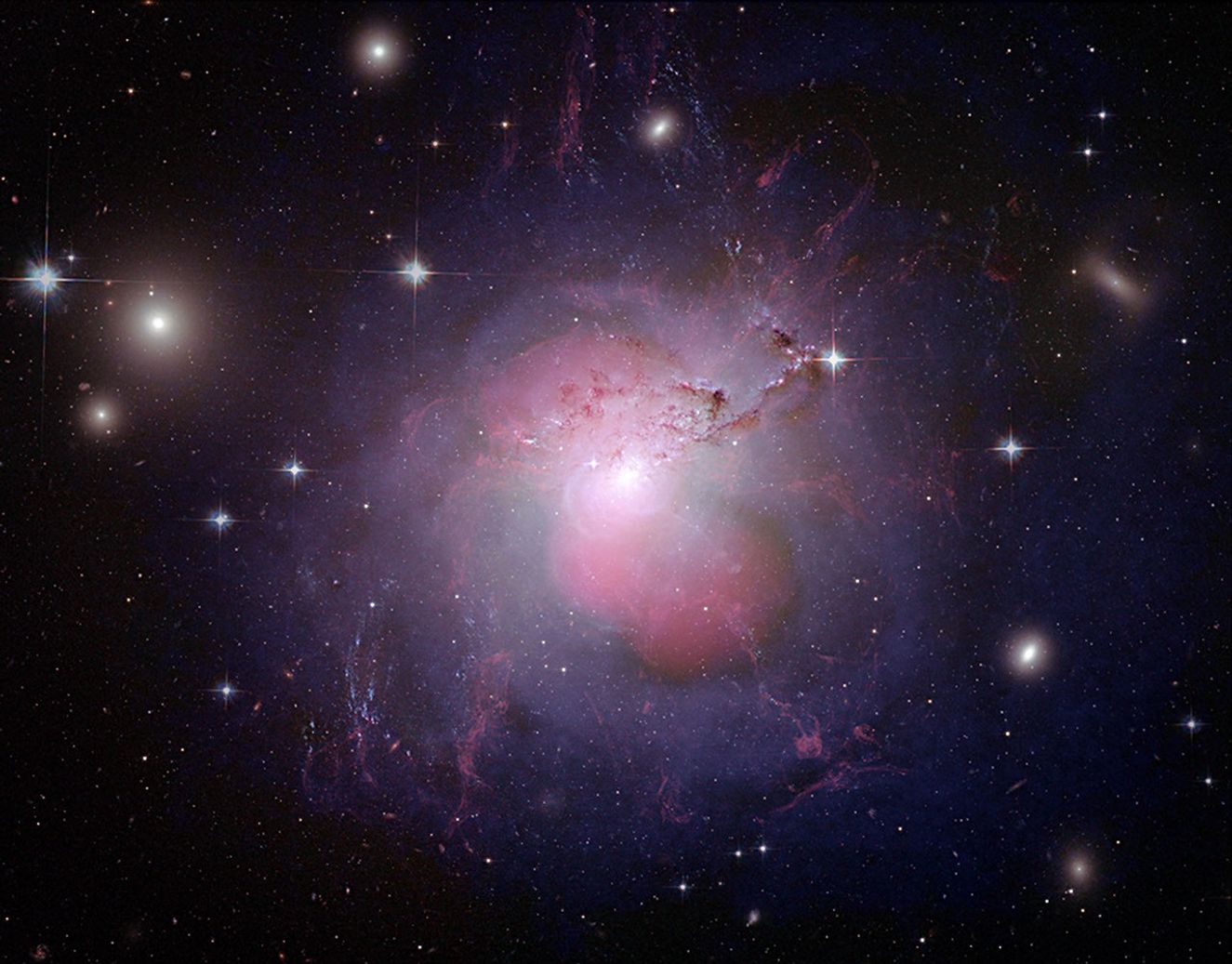 雪の豪奢 (Perseus 1275 NGC A) Science NASA - Composite Multi-wavelength パソコン一般