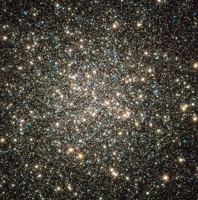 Hubble Image of M13’s Nucleus