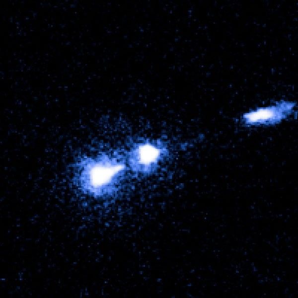 M87 Nucleus and Bright Knot - ACS - April 17, 2003